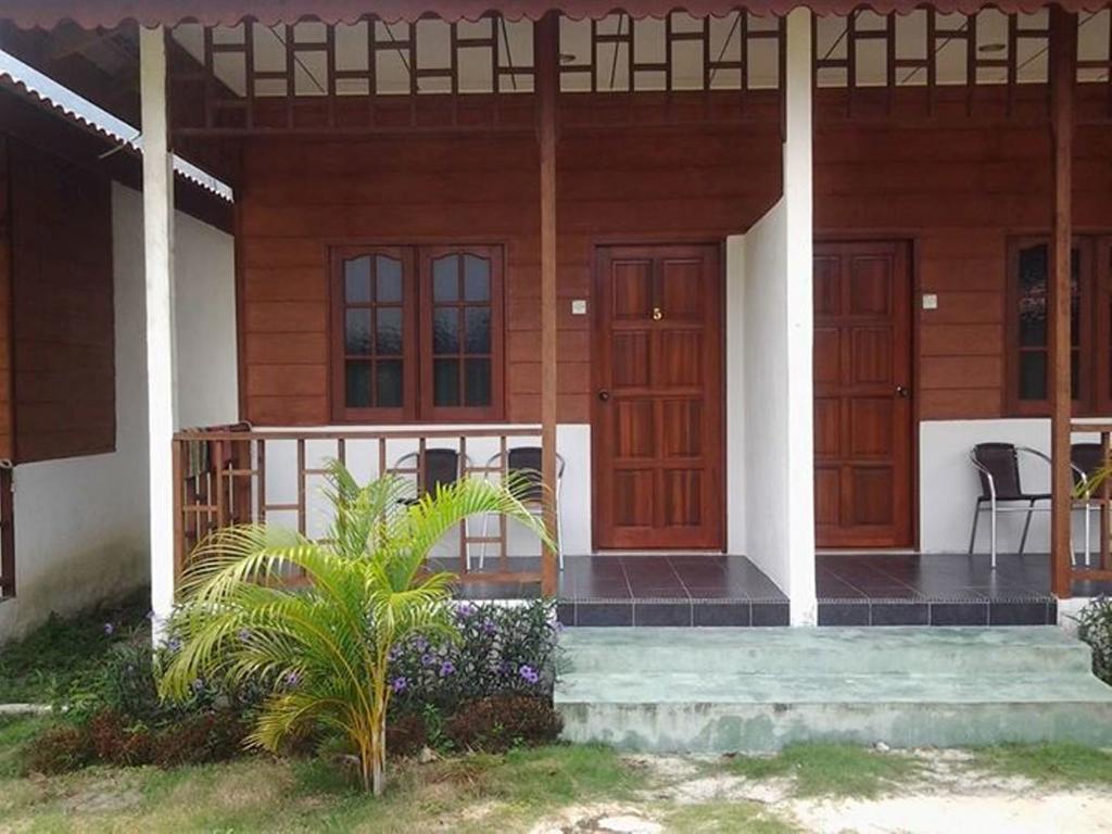 Pangkor Waterfall Beach Resort Kampung Teluk Nipah Εξωτερικό φωτογραφία